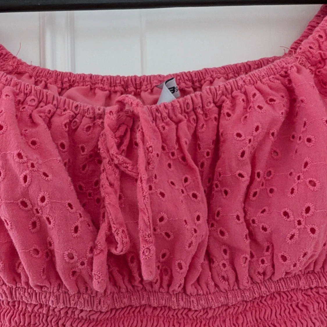 Rosa off-shoulder topp från SISTER - 91