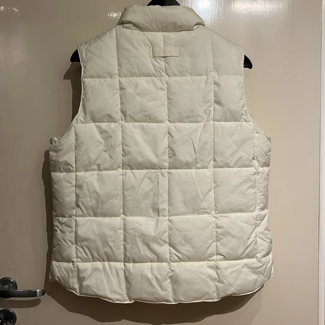Vit quiltad dunväst från Amica - 1