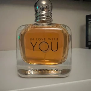 In Love With You parfym från Armani - Parfym från armani, in love with you. testad, 100ml flaska 