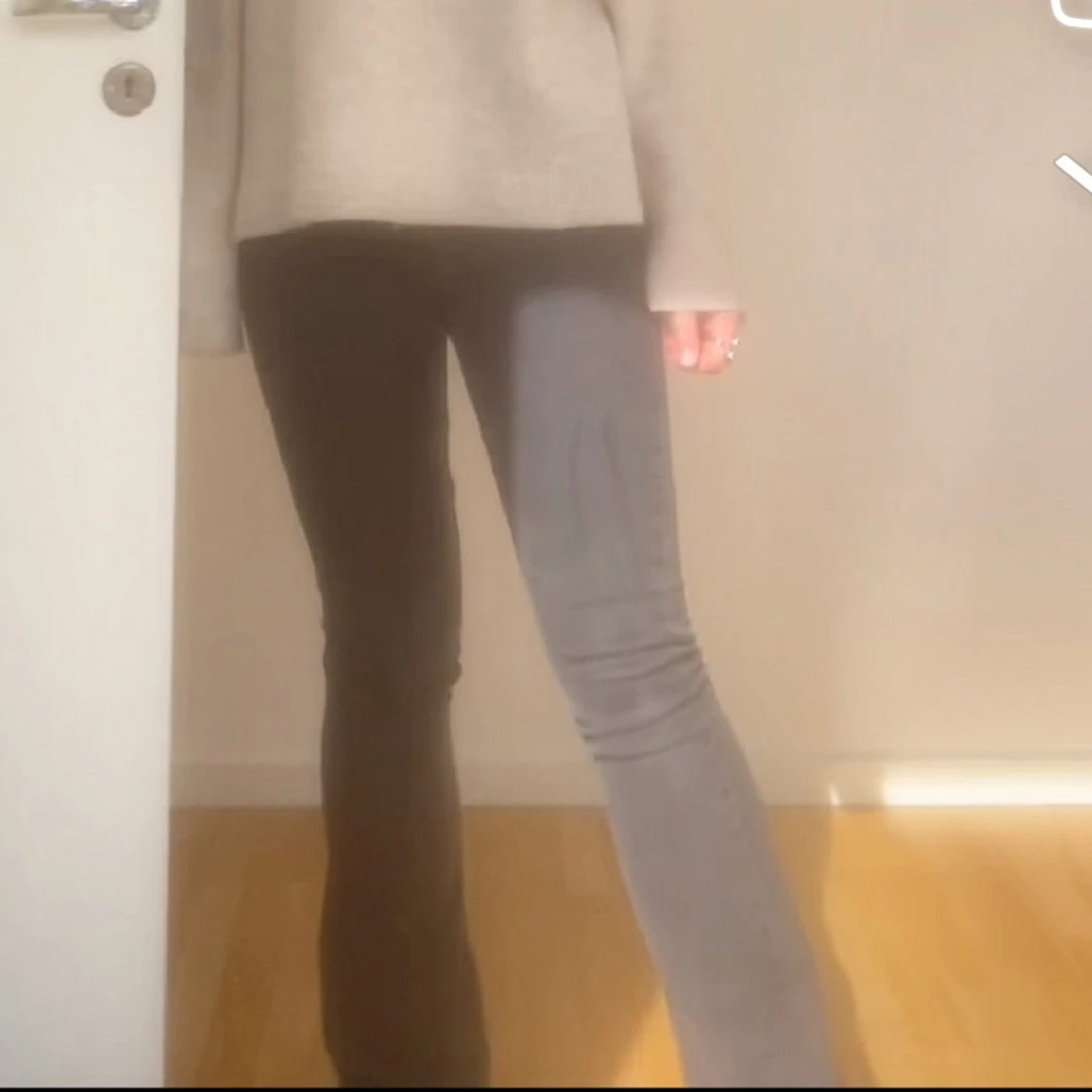 Grå/svarta bootcut byxor - 1