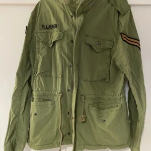 Ralph Lauren field jacket - Ralph Lauren field jacket i perfekt skick!