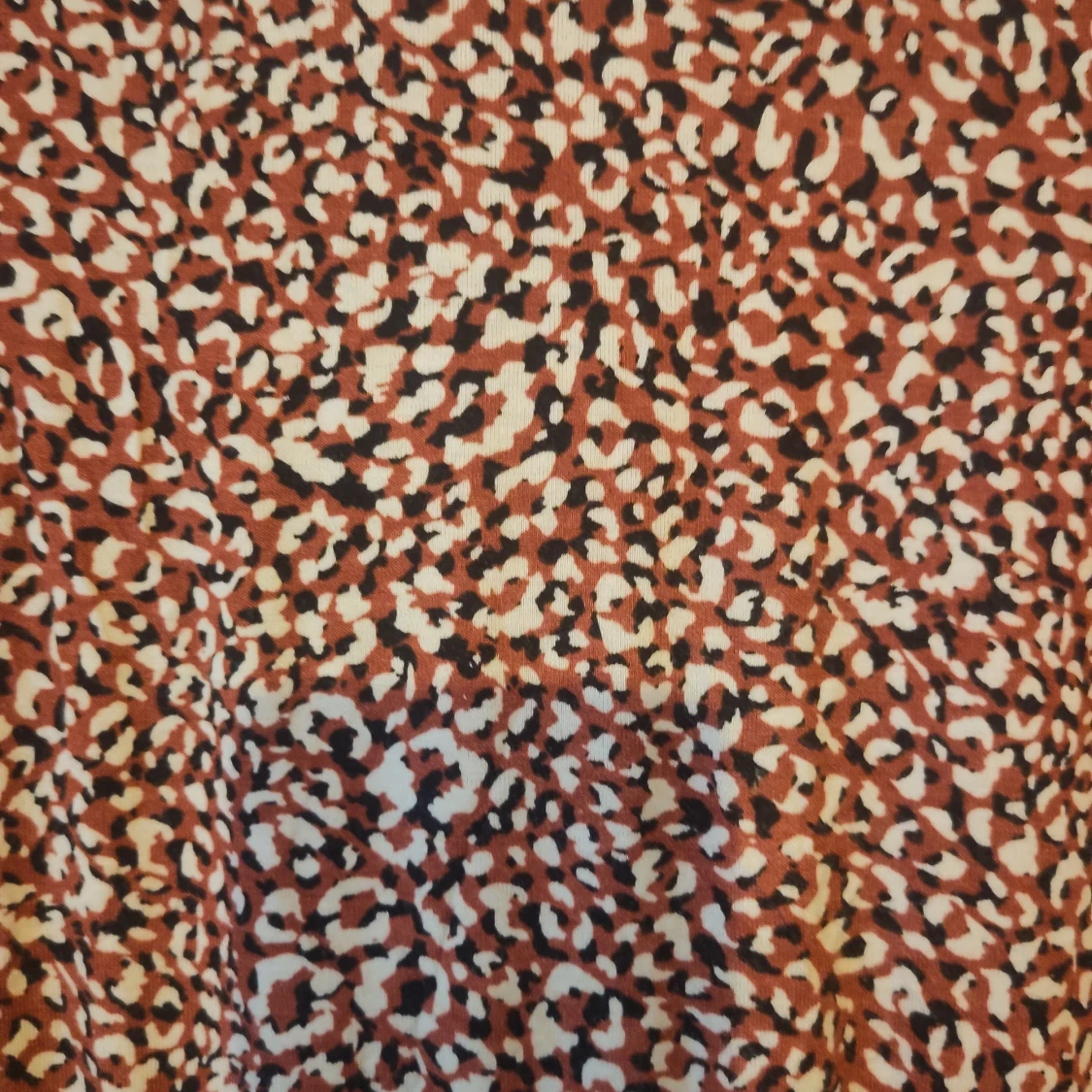 Mönstrad klänning från Stradivarius - 93