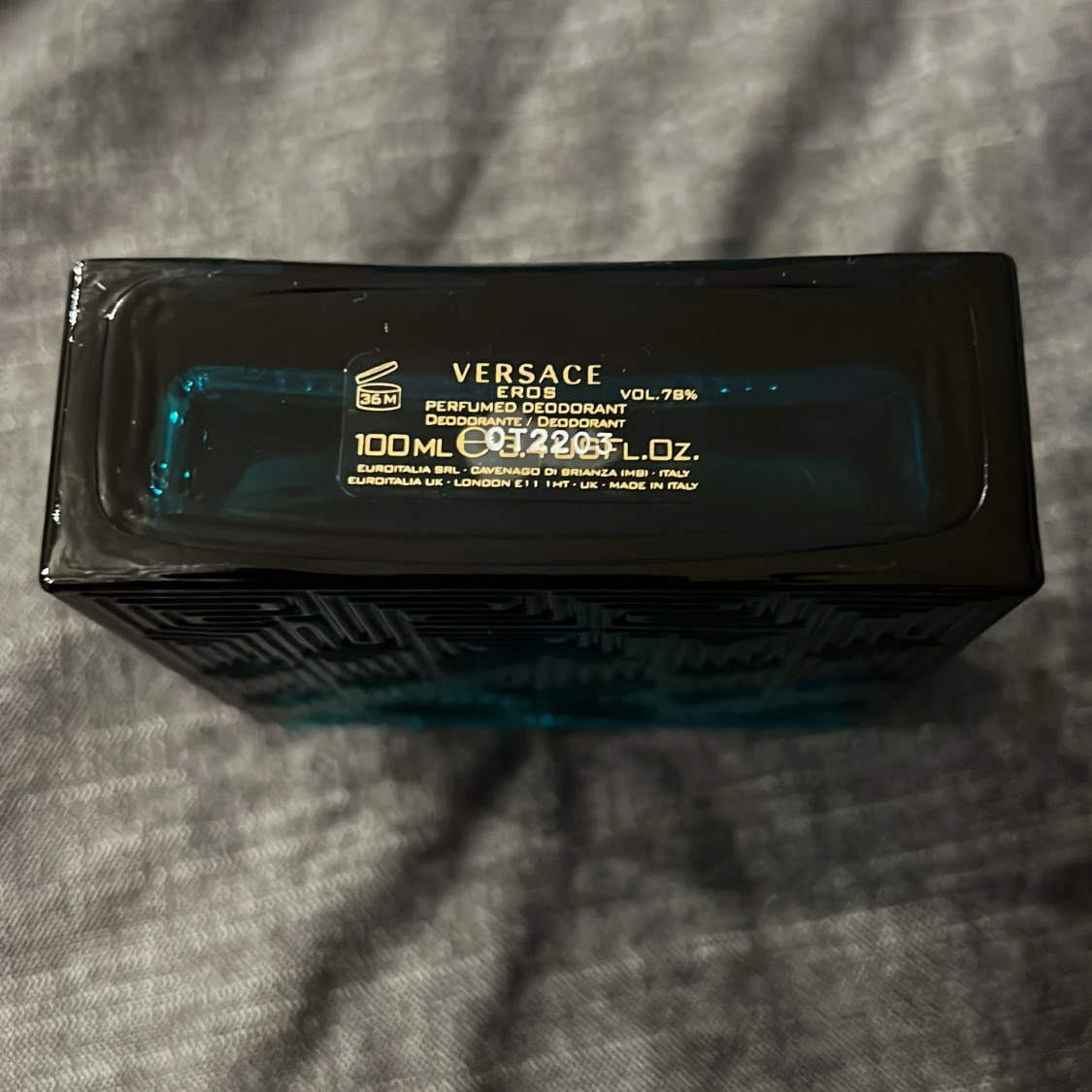 Säljer helt ny versace eros  - 91