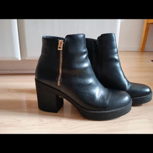 Kängor - Bra skick! 