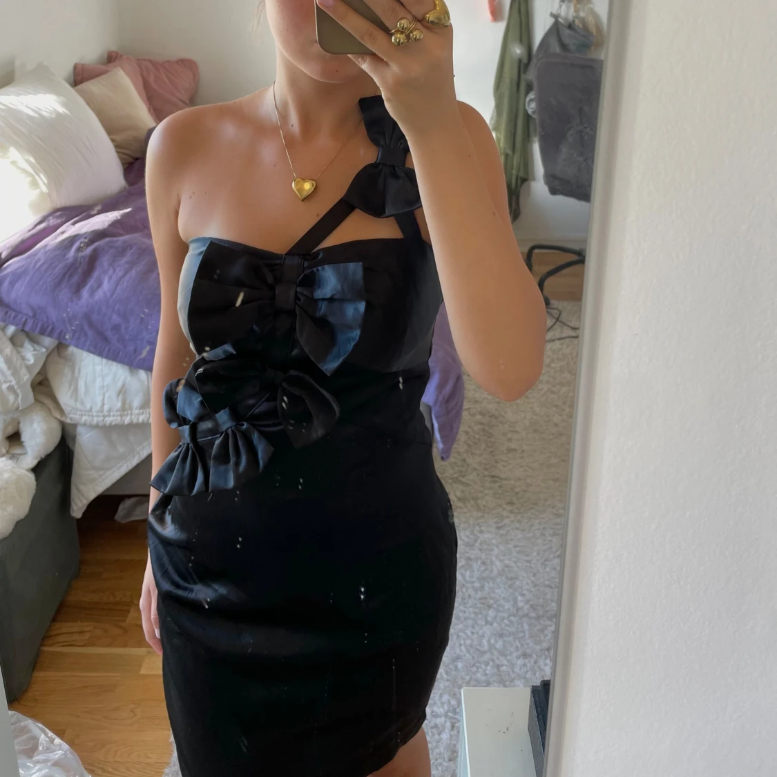 Rosettklänning svart  - 91