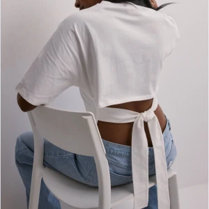 Nelly topp - Nästan oanvänd nellytopp, storlek XS