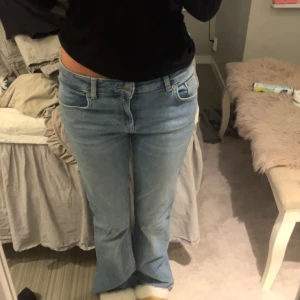 Jeans Lager157 st xs - Snygga jeans från Lager157. St XS. Low boot.