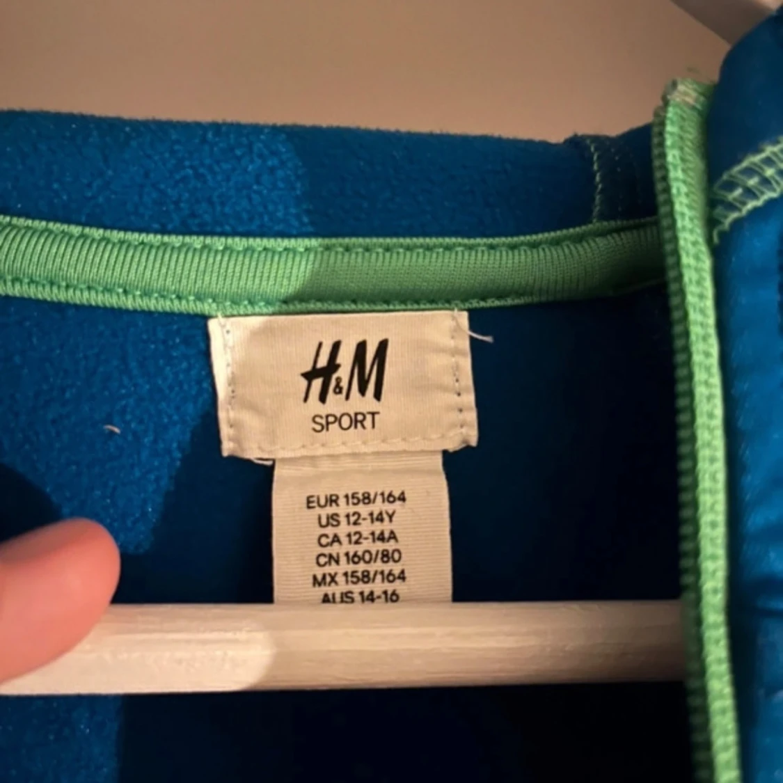 Träningströja från HM - 90