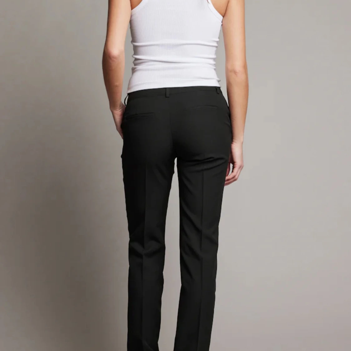 Lågmidjade kostymbyxor 