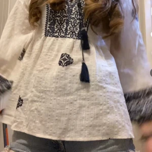 Zara tröja - Jätte fin använda 1 gång! 200kr+frakt! 