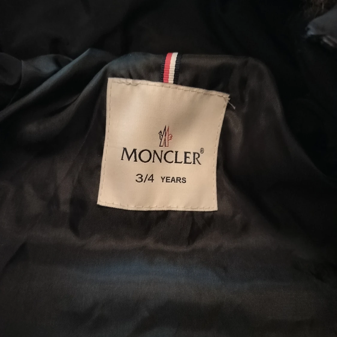 Moncler jacka  - 90
