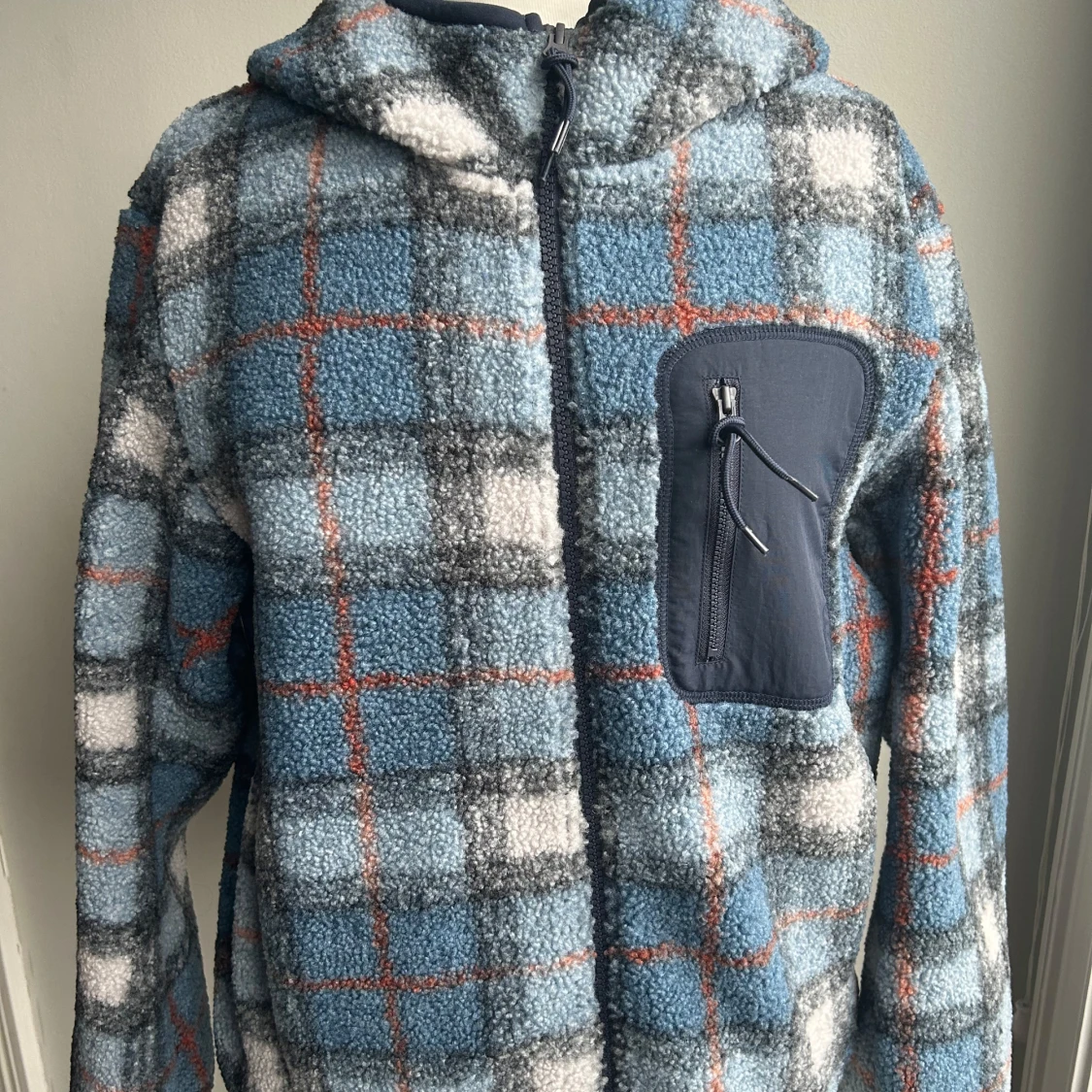 Rutig fleecejacka från JW Anderson x Uniqlo