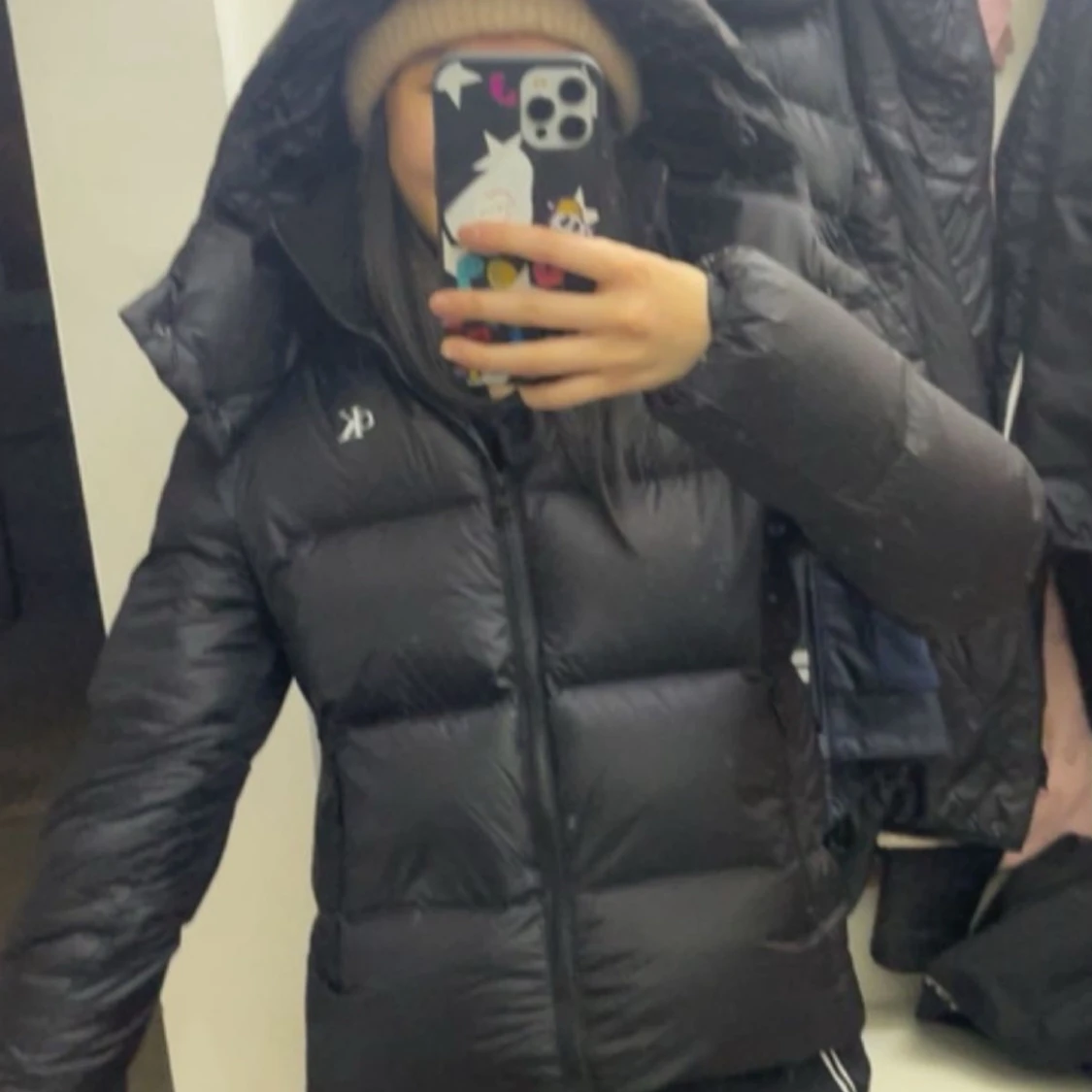 Svart pufferjacka från Calvin Klein - 91