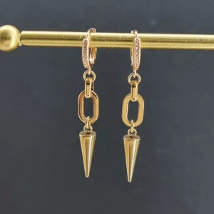 Handgjorda örhängen - Handgjorda örhängen●Följ :@ekjewelryofficial🤲 ● 💎Material- 100% rostfritt stål ●Örhängeskrokar -rostfritt stål och kristall. Nickel fri. Längd -5cm. Vattentåliga, ändrar inte färgen! 