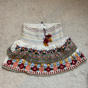 Kjol - Stretshing kjol från zara som inte kommer till användning 