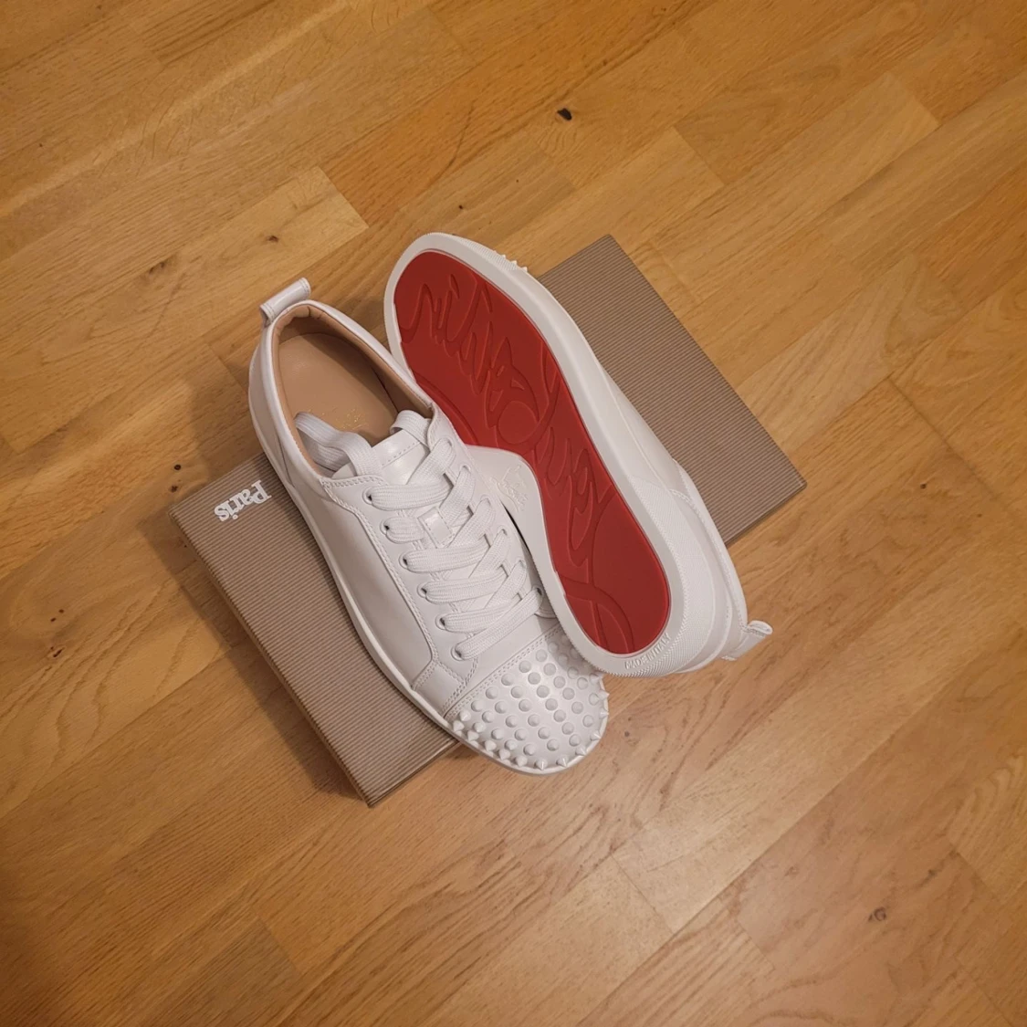 Christian Louboutin  - 90