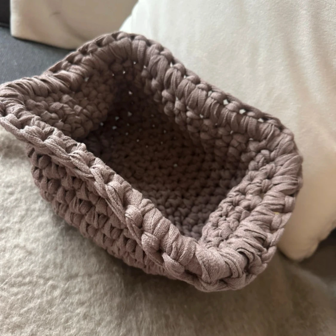 Ljusbrun virkad väska - 91