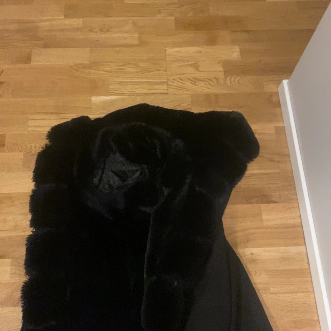 Svart pälsjacka - 91