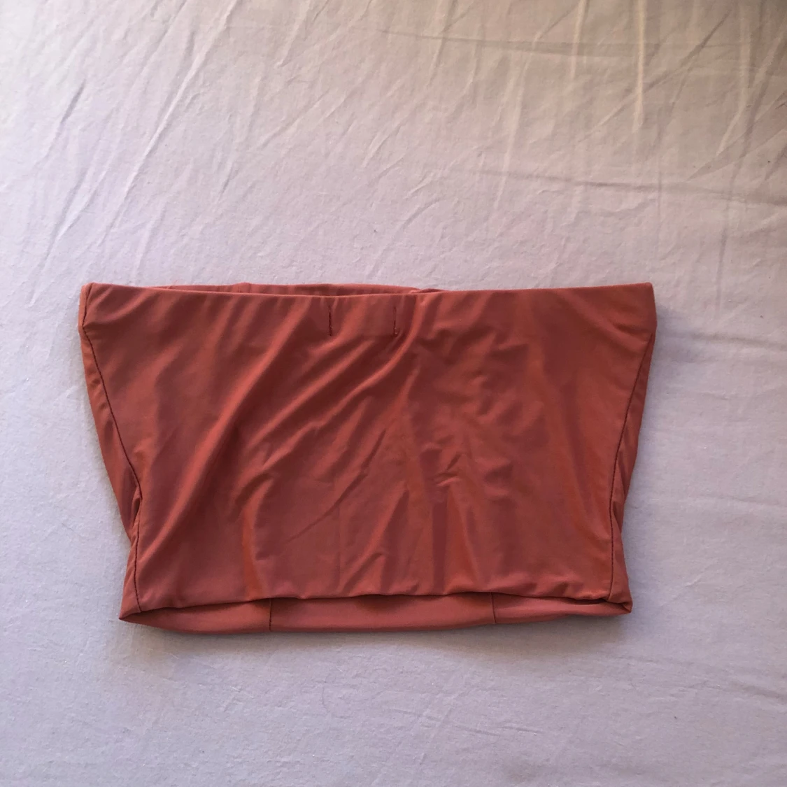 Tubtopp från PrettyLittleThing - 90