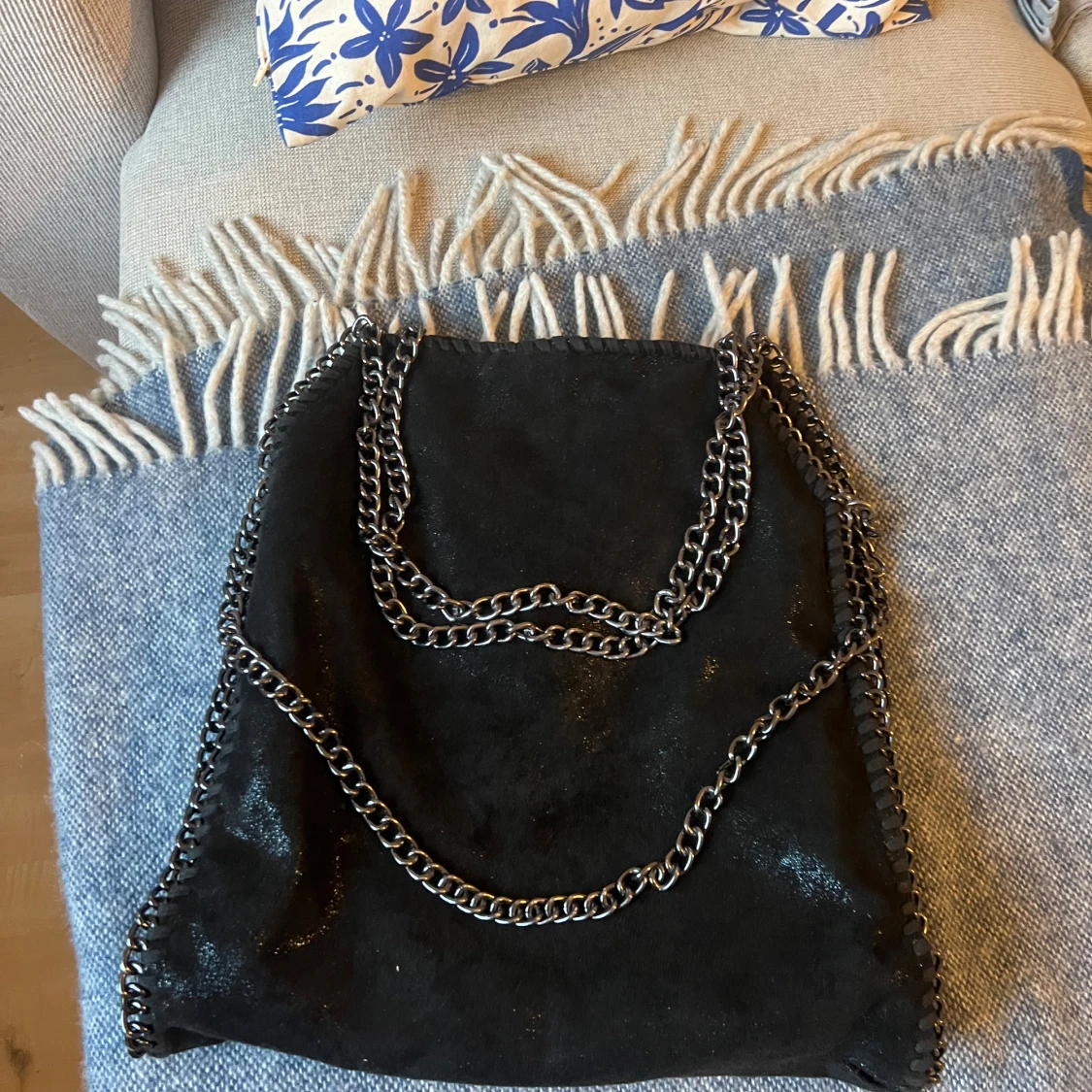 Svart  axelväska - 91