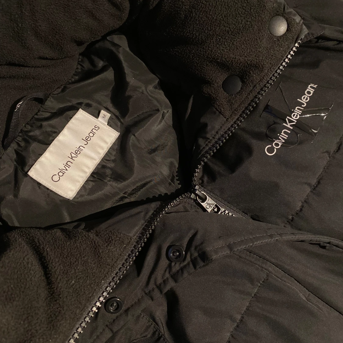 Calvin Klein jacka  - 91