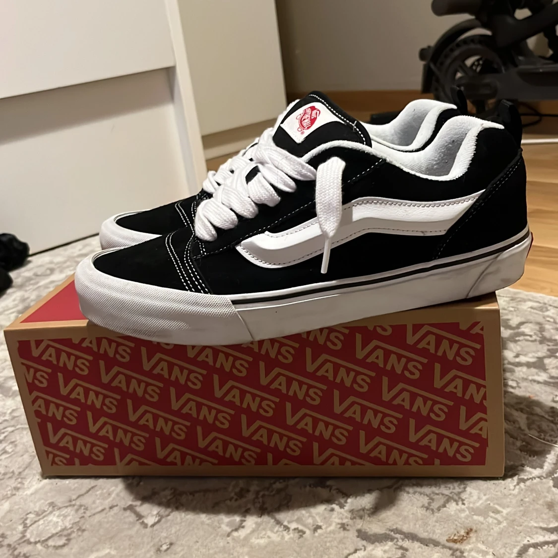 Helt nya vans knu skool - 90