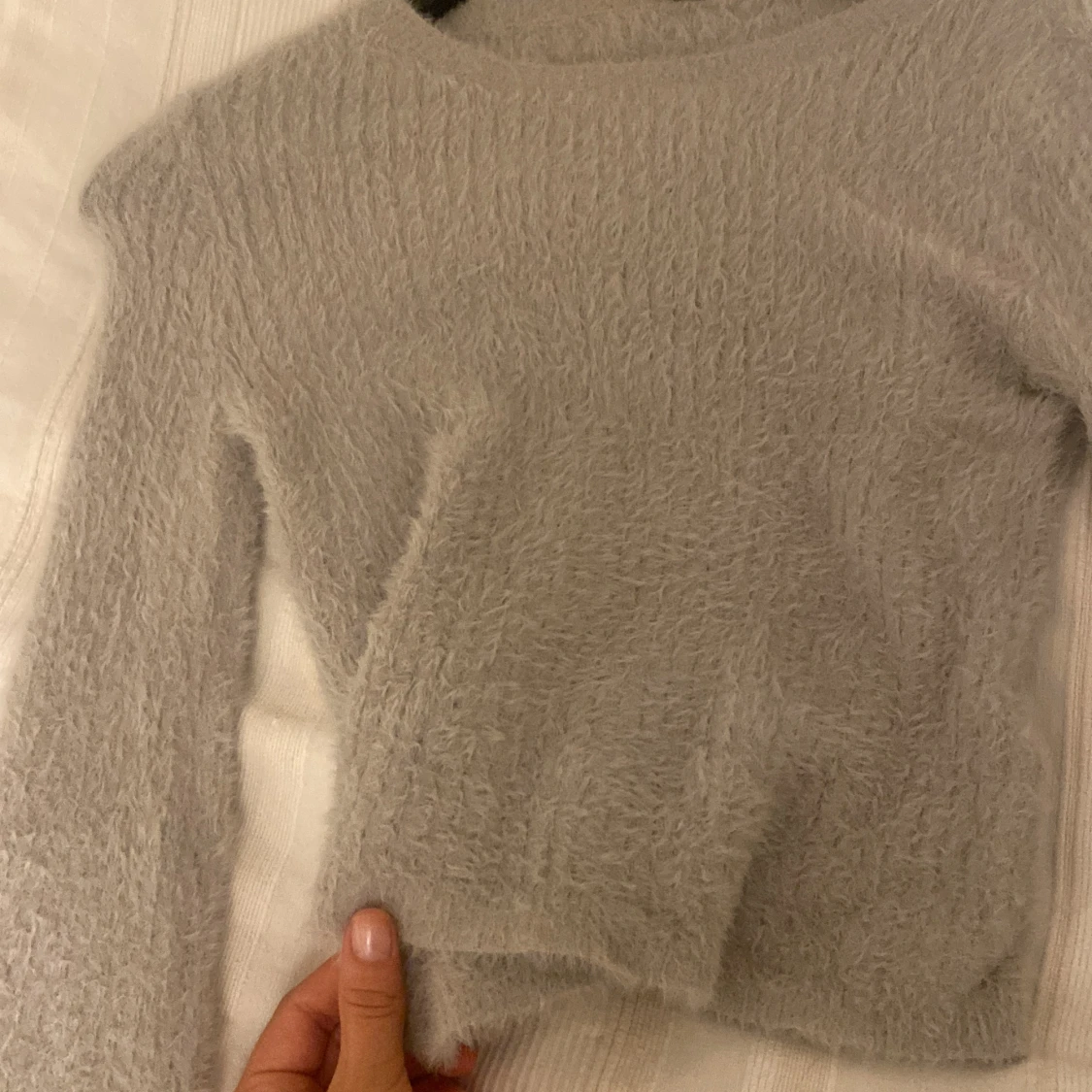 Jättemysig/fluffig tröja - 90