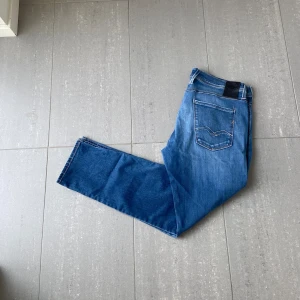 Replay Anbass Hyperflex Jeans  - Säljer nu dessa blå replay Anbass Hyperflex Jeans, skriv för fler bilder/frågor🙌🏼