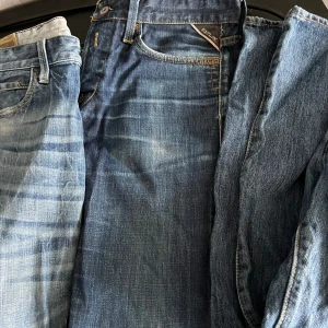 Replay jeans - Används inte längre och vill bli av med dom endast de paret i mitten