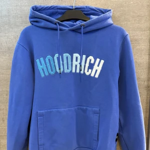 Hoodrich hoodie - Använd 2-3 gånger, kom dm för andra frågor eller fler bilder.