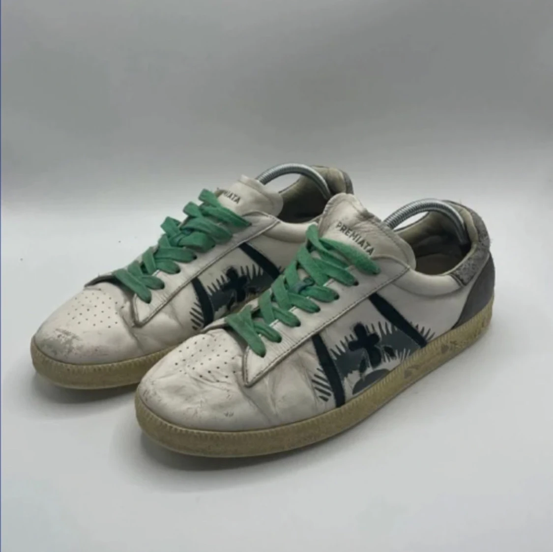 Premiata skor - 90