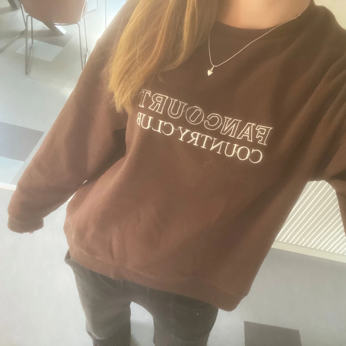 Brun sweatshirt med text - 90