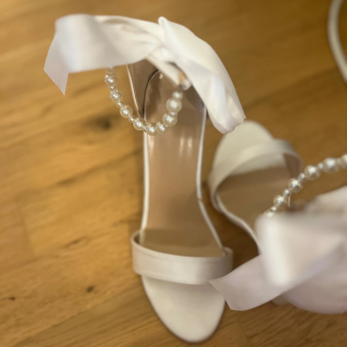 bröllops klackar vita  - 92
