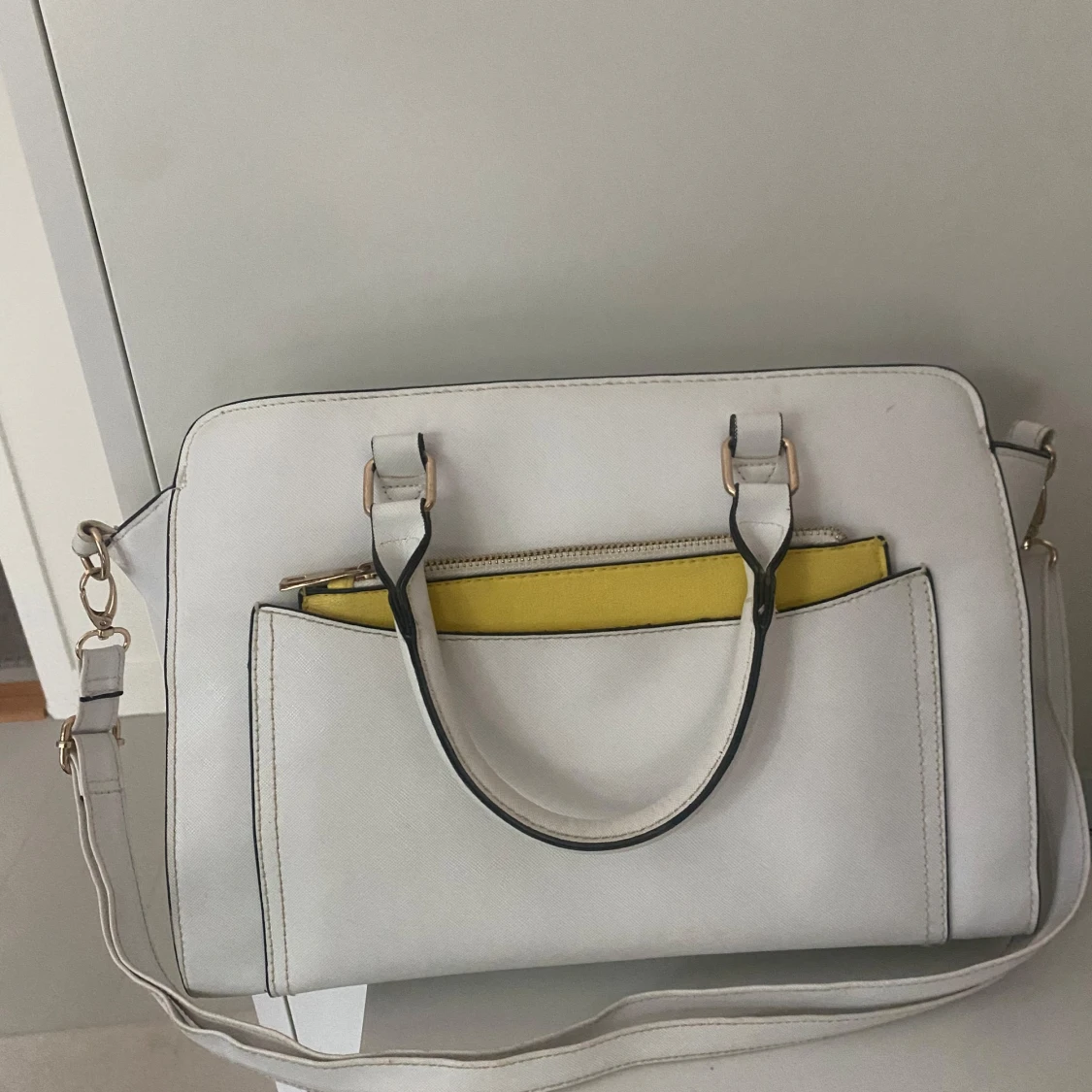 Vit handväska - 91