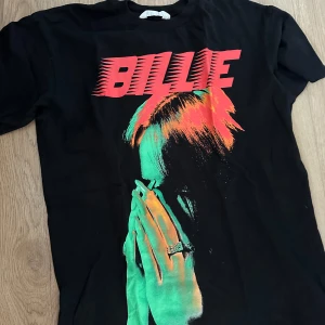 Billie ellish tröjor - 5 st olika billie eilish merch i mycket bra skick 