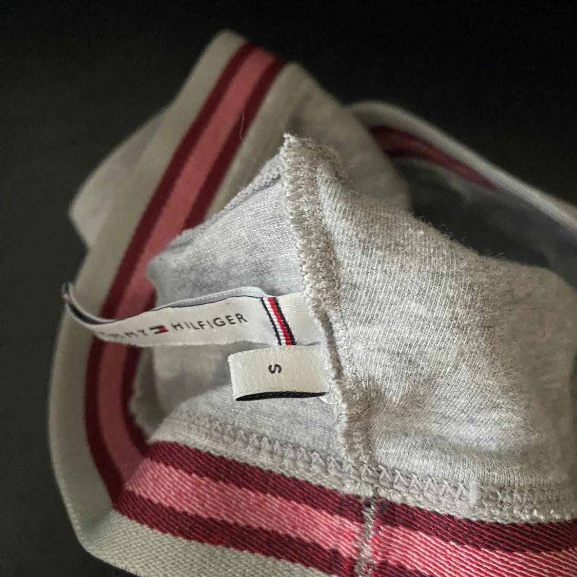 Top från Tommy Hilfinger stl S  - 91