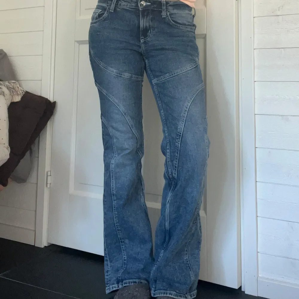 Coola jeans i toppenskick!. Jeans & Byxor.