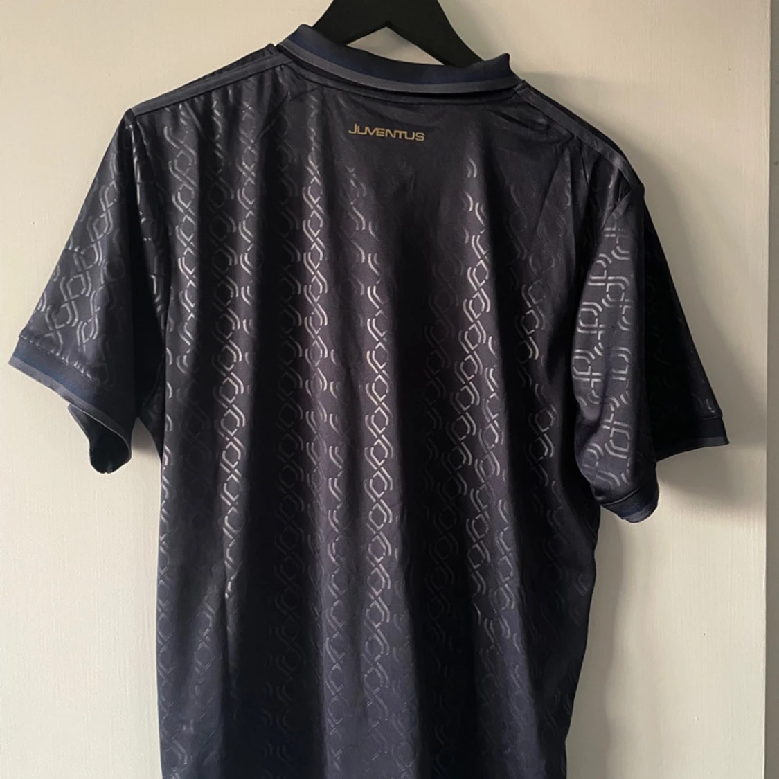Juventus Tredjeställ 24/25 - 90