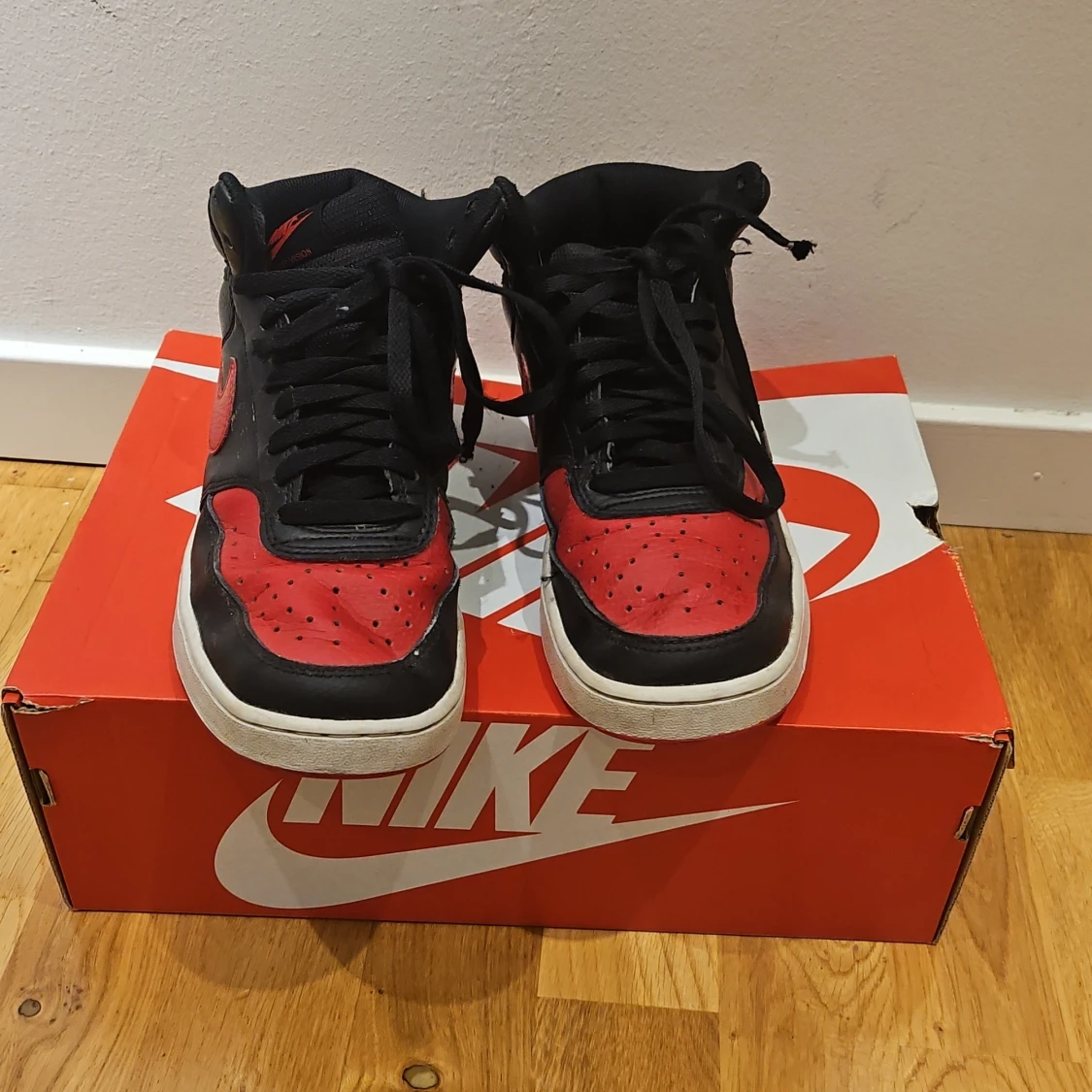 Nike Court Sneakers - 90