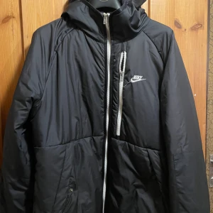 Nike jacka  - Fin svart Nike jacka 