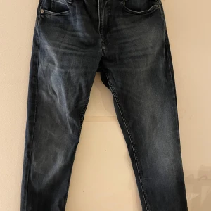 Replay  - Ett bar väldigt finna replay inte använda mycket väldig sköna och sitter bra om man är 160 cm 