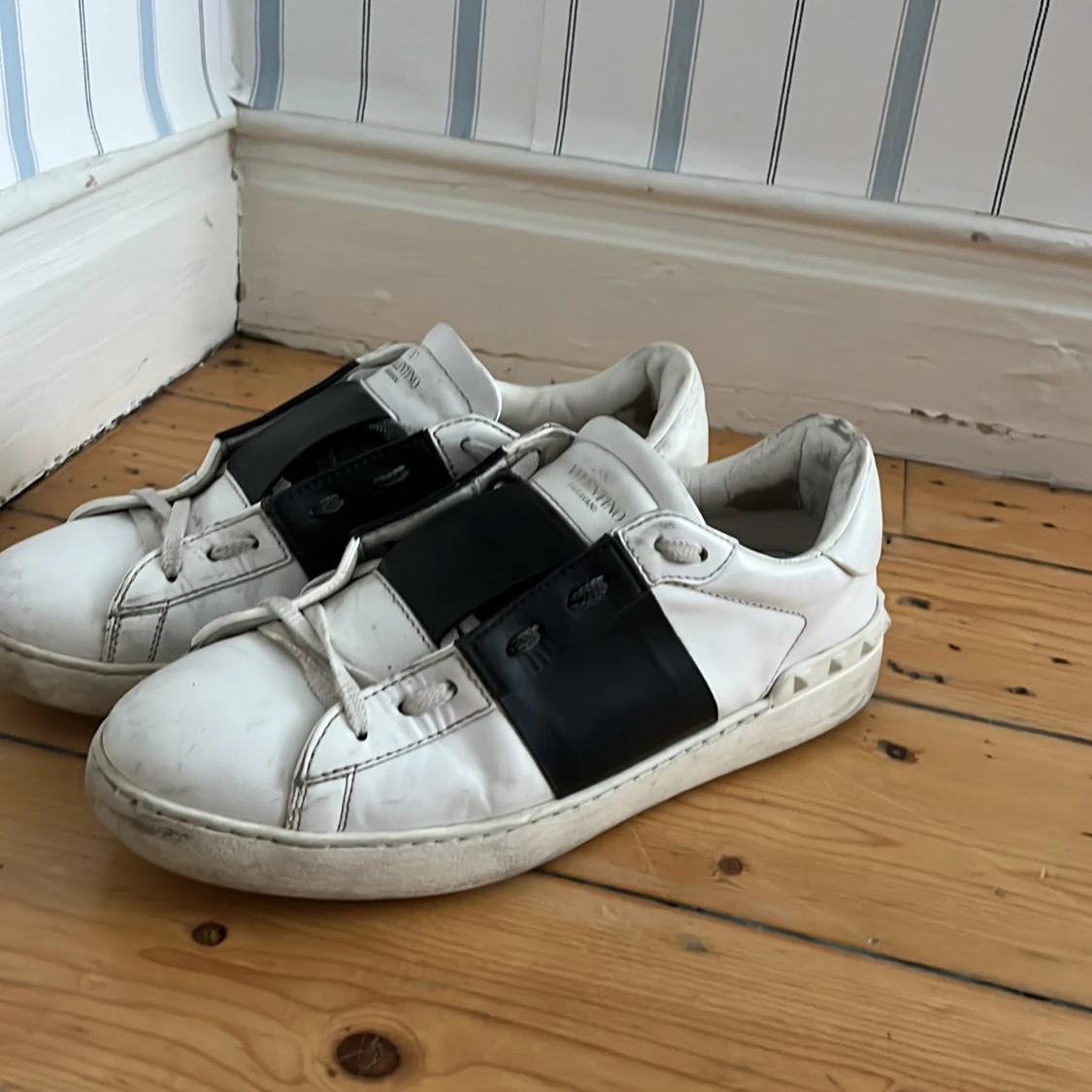 Valentino opens - 90