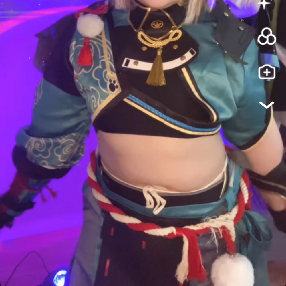 Säljer min gorou cosplay i storlek XL/XXL. Muu.