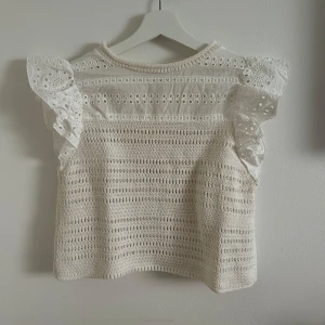 Topp Zara  - Topp från Zara i storlek S! 