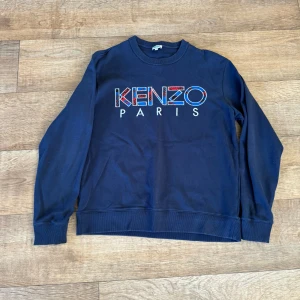 Kenzo Sweatshirt - Supersnygg kenzo tröja i storlek M