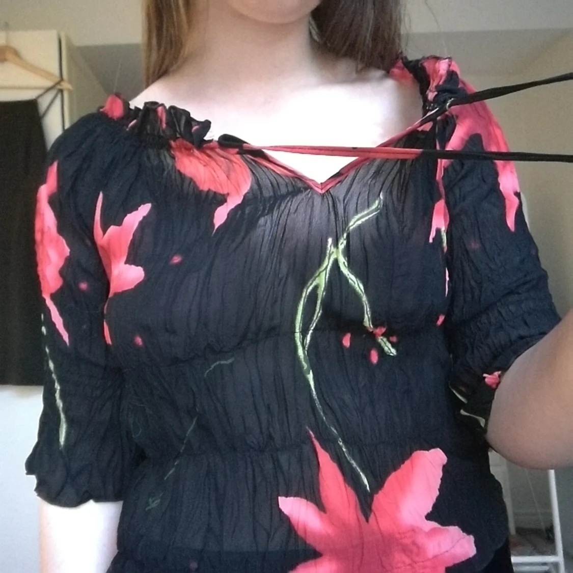 Blommig blus från Humana - 91