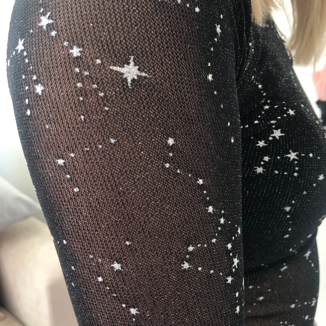 Glittrig tröja - 91