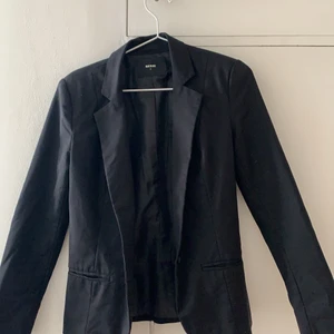 Figursydd kavaj - Sitter tight, passar en S