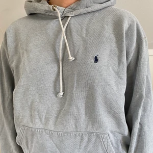 Hoodie - Jättefin Ralph lauren hoodie. Skön passform 😁