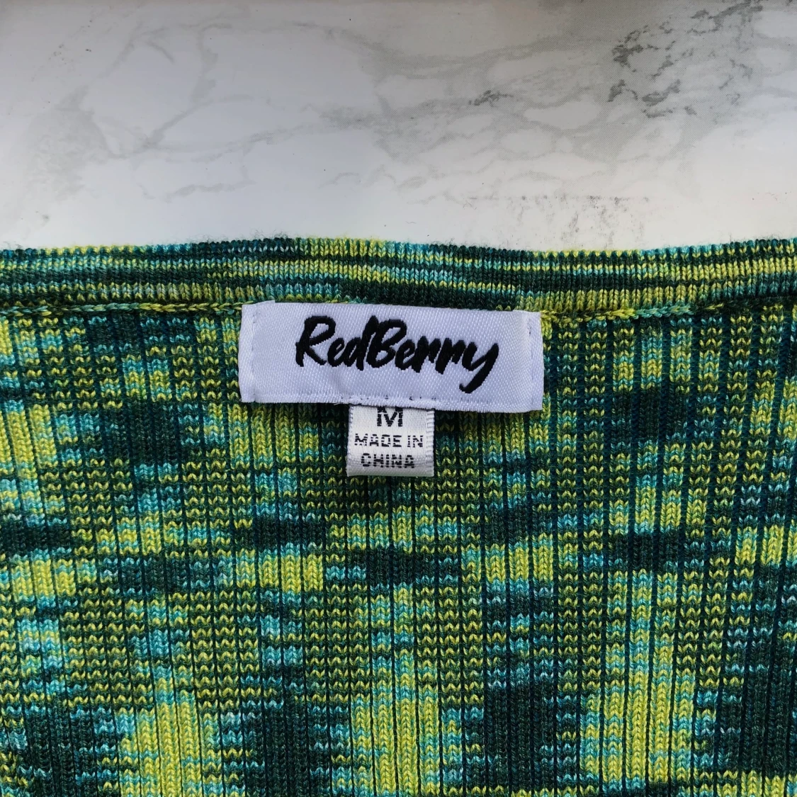 Grön off-shoulder topp  - 91